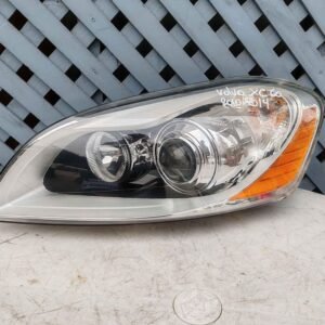 Óptico izquierdo Volvo cx60 2010 - 2014