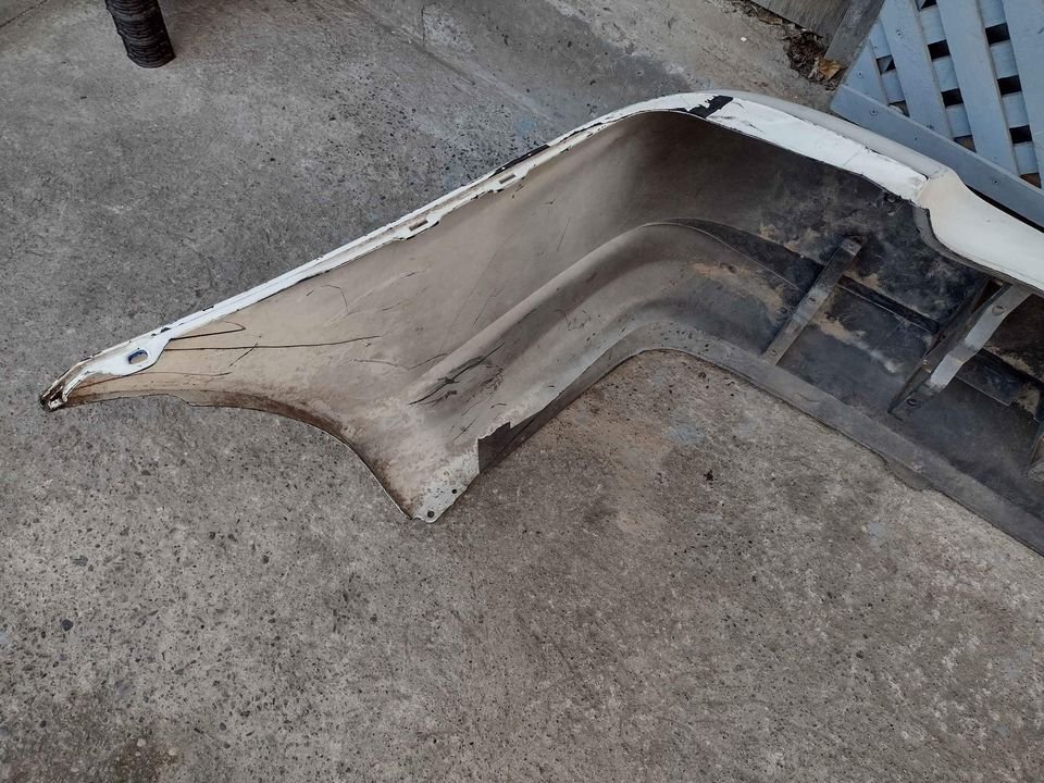 Parachoque trasero Toyota Corolla 2004 - 2008 - Imagen 6