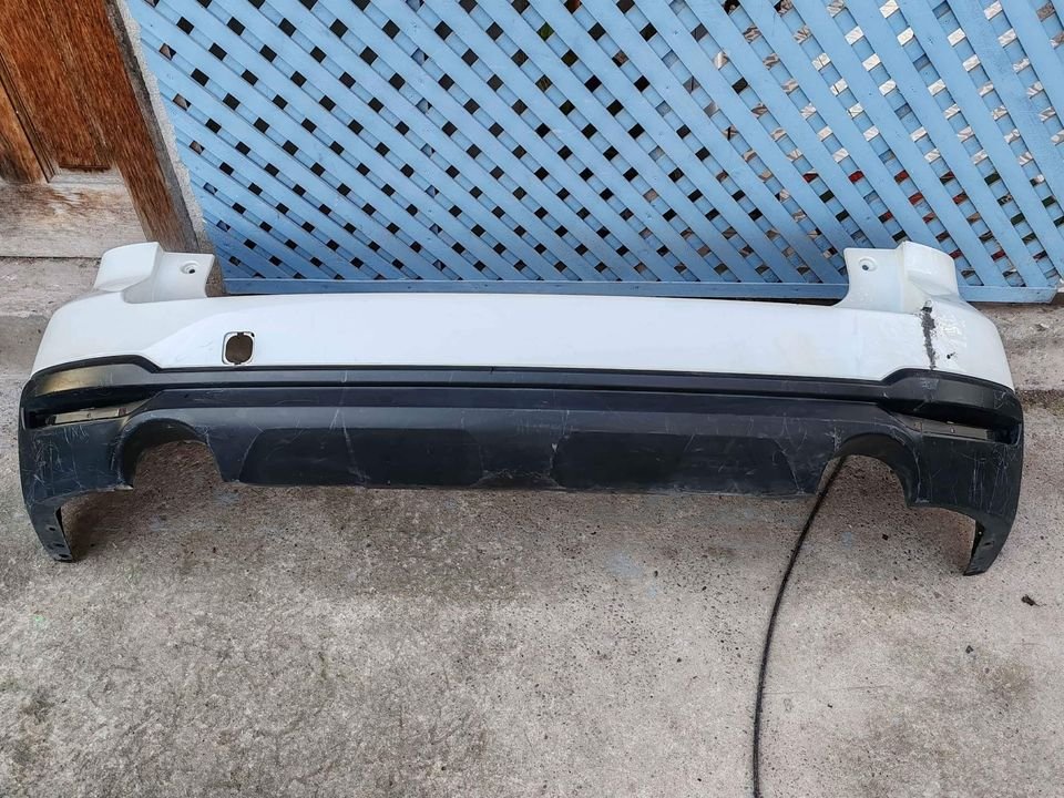 Parachoque trasero subaru Forester 2015 - 2018