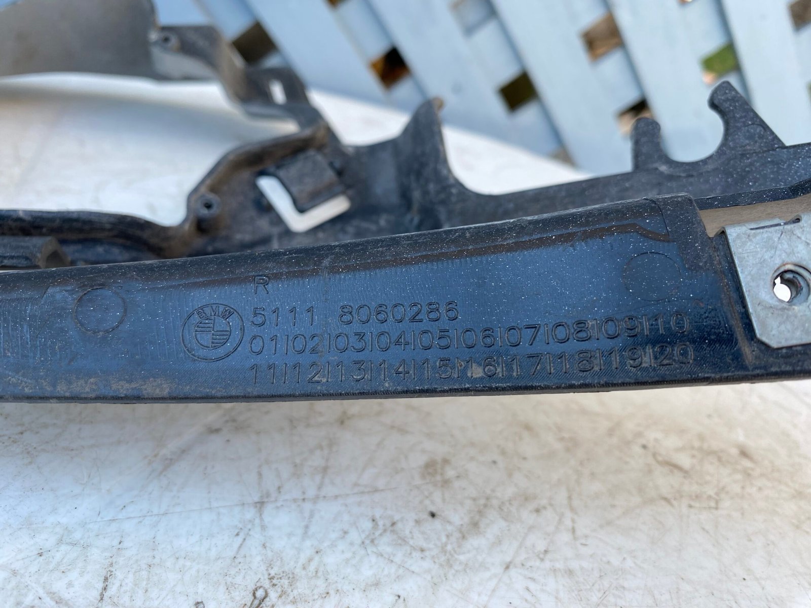 Soporte de neblinero derecho BMW F20/ F21 2011 - 2019 - Imagen 3
