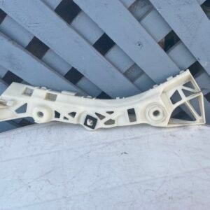 Mensula trasera izquierda Mazda 3 sport 2004 - 2009