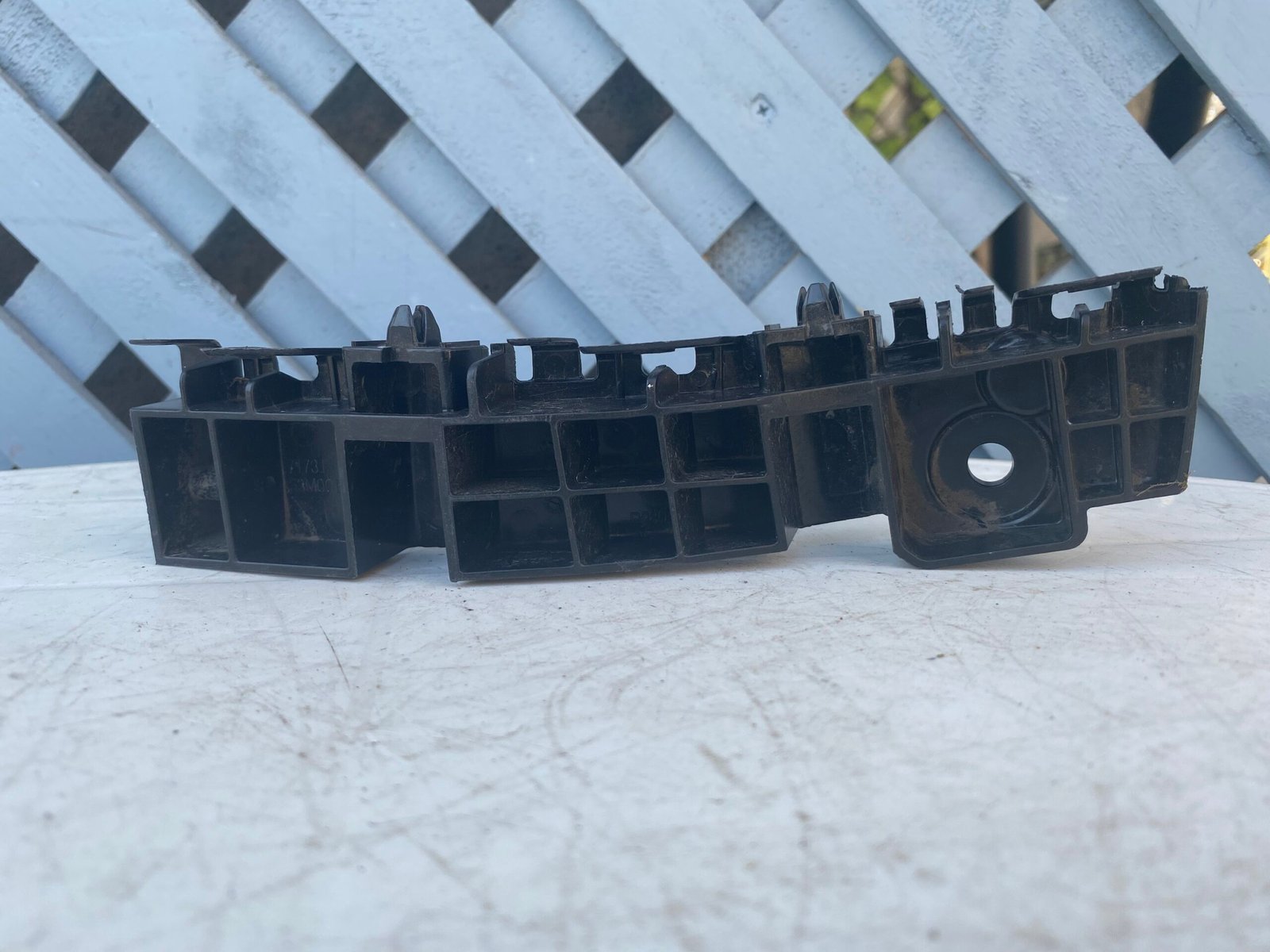 Mensula delantera derecha Suzuki Alto 800 2013 - 2020 - Imagen 2