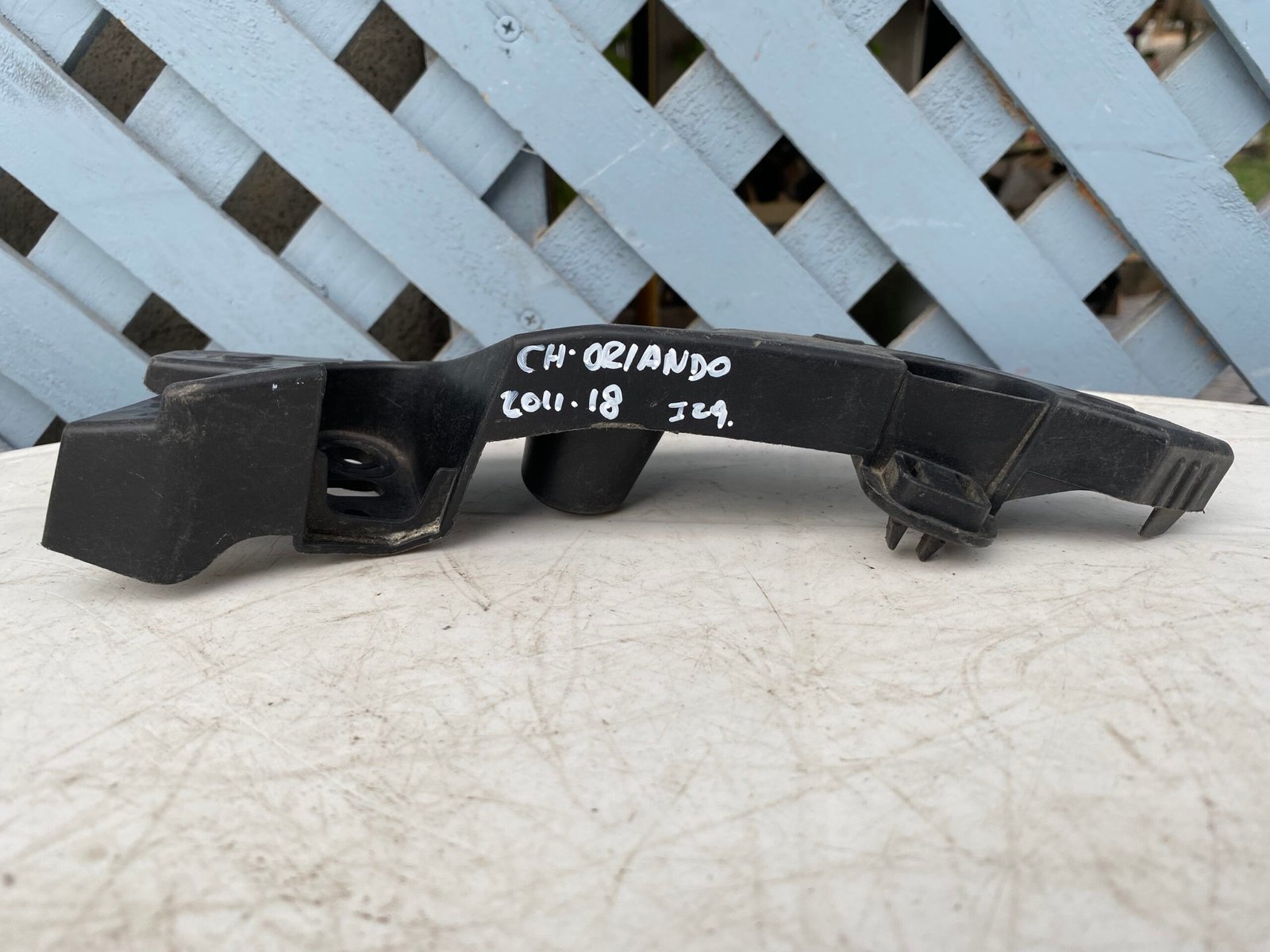 Mensula delantera izquierda Chevrolet Orlando 2011 - 2015 - Imagen 3