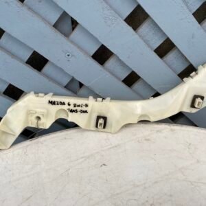 Mensula trasera derecha Mazda 6 2002 - 2005