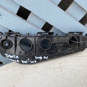 Mensula delantera izquierda Toyota Corolla 2009 - 2014