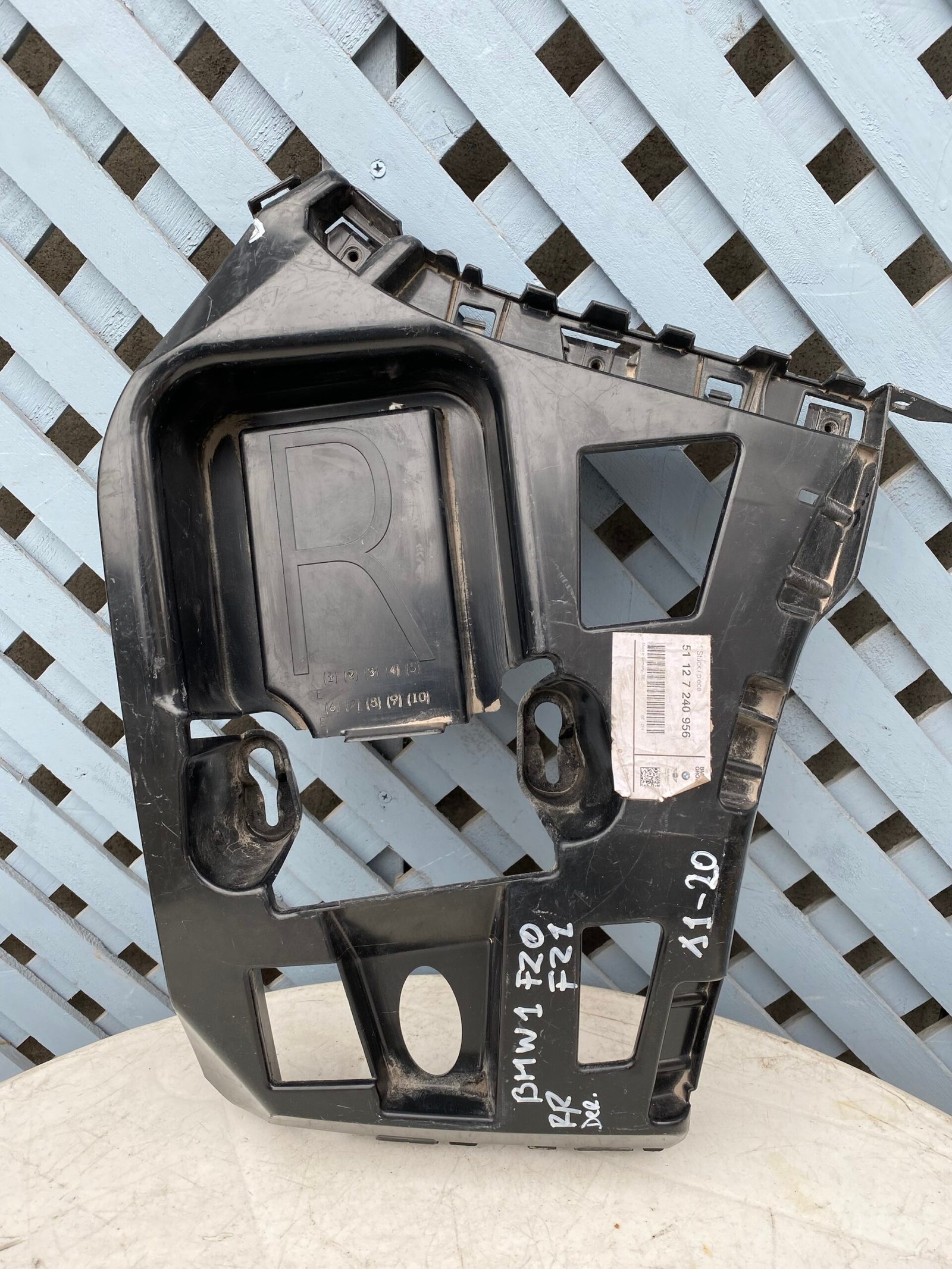 Mensula trasera derecha BMW F20/F21 2011 - 2020