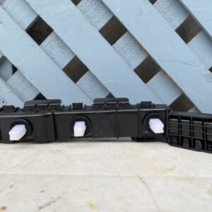 Mensula trasera derecha Hyundai i10 2011 - 2013