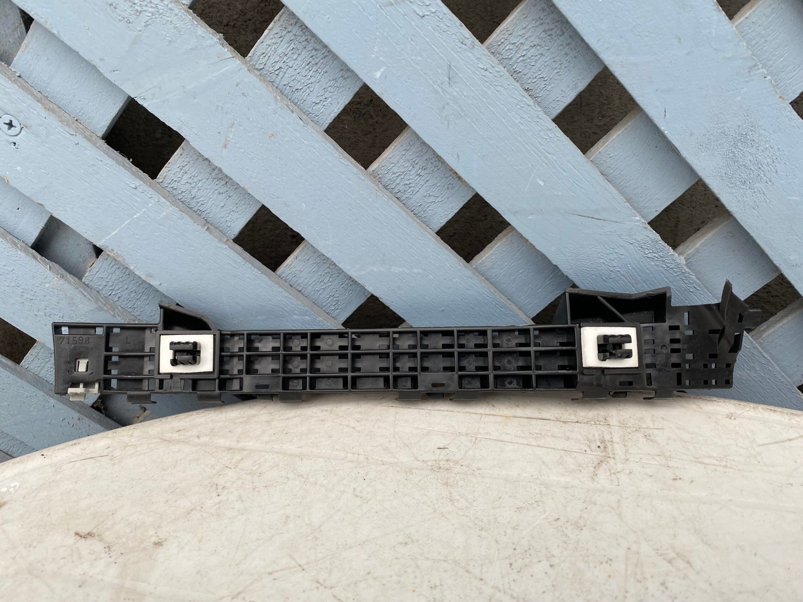 Mensula trasera izquierda Honda fit 2009 - 2013 - Imagen 2