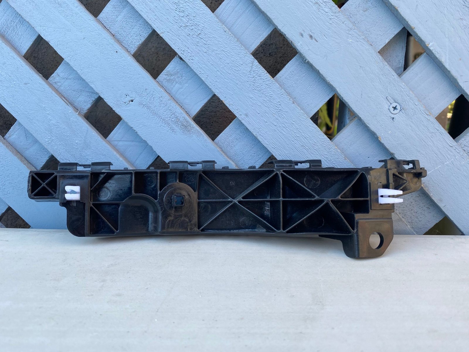 Mensula delantera izquierda Hyundai Tucson 2010 - 2015