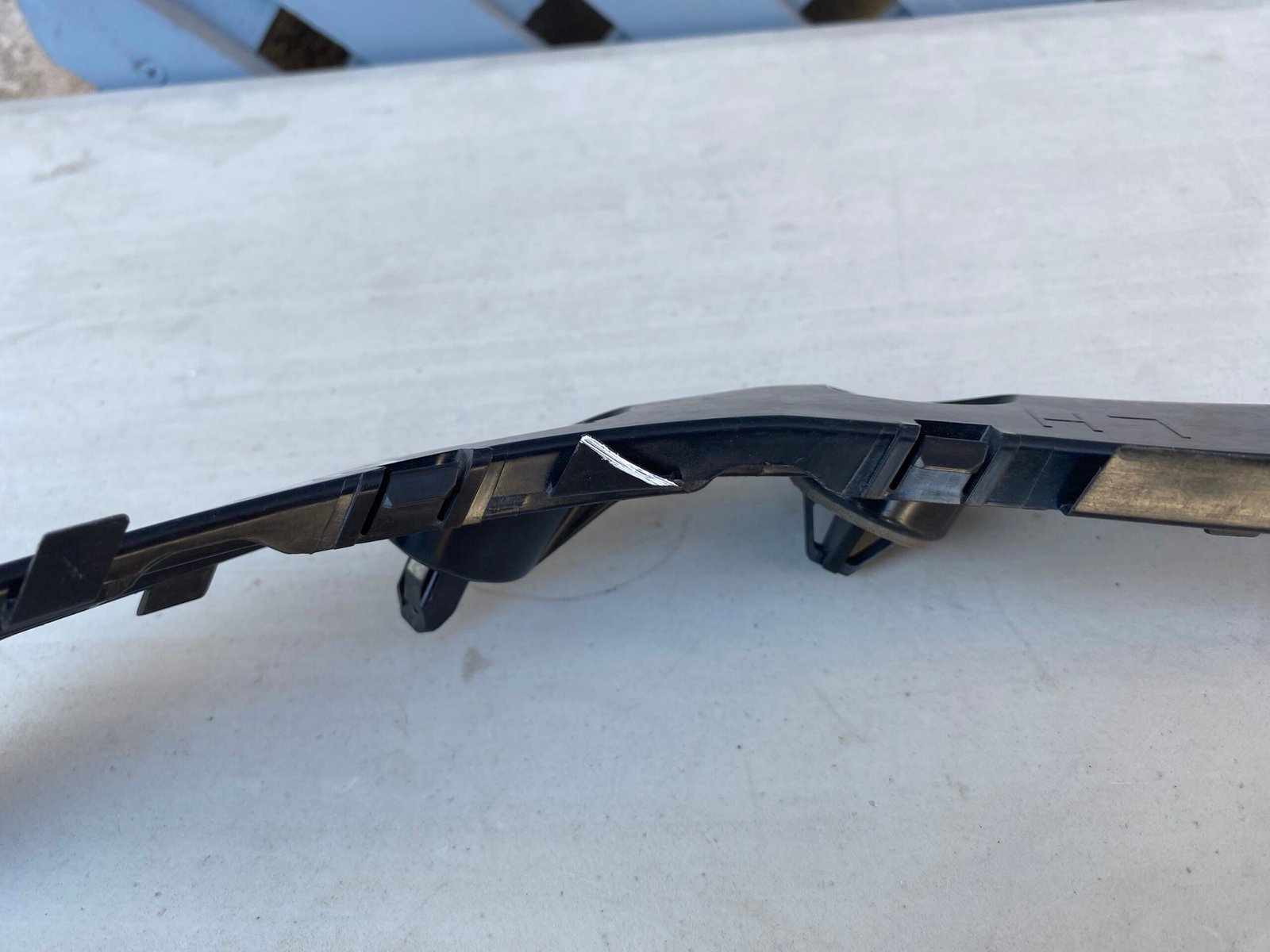 Mensula trasera izquierda Mazda 2 Sport 2008 - 2014 - Imagen 3