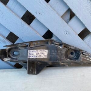 Mensula delantera derecha Volkswagen Amarok 2010 - 2015