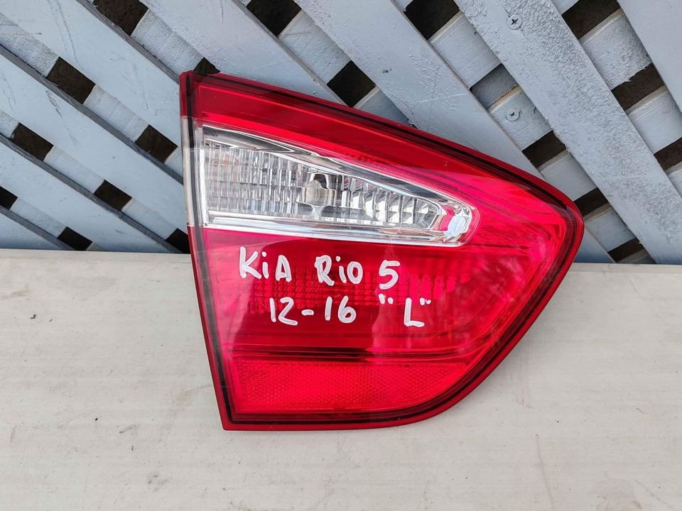 Foco trasero de portalón izquierdo Kia Rio 5 2012 - 2016
