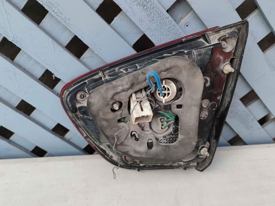 Foco trasero de portalón izquierdo Kia Rio 5 2012 - 2016 - Imagen 7