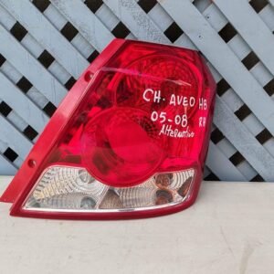 Foco trasero derecho Chevrolet Aveo Hatchback 2004 - 2008