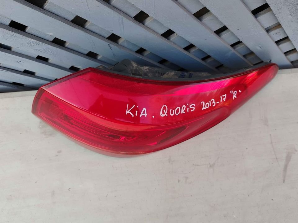 Foco trasero derecho Kia Quoris 2013 - 2017 - Imagen 5