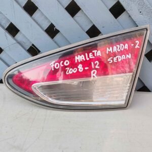 Foco trasero derecho de maleta mazda 2 2008 - 2012