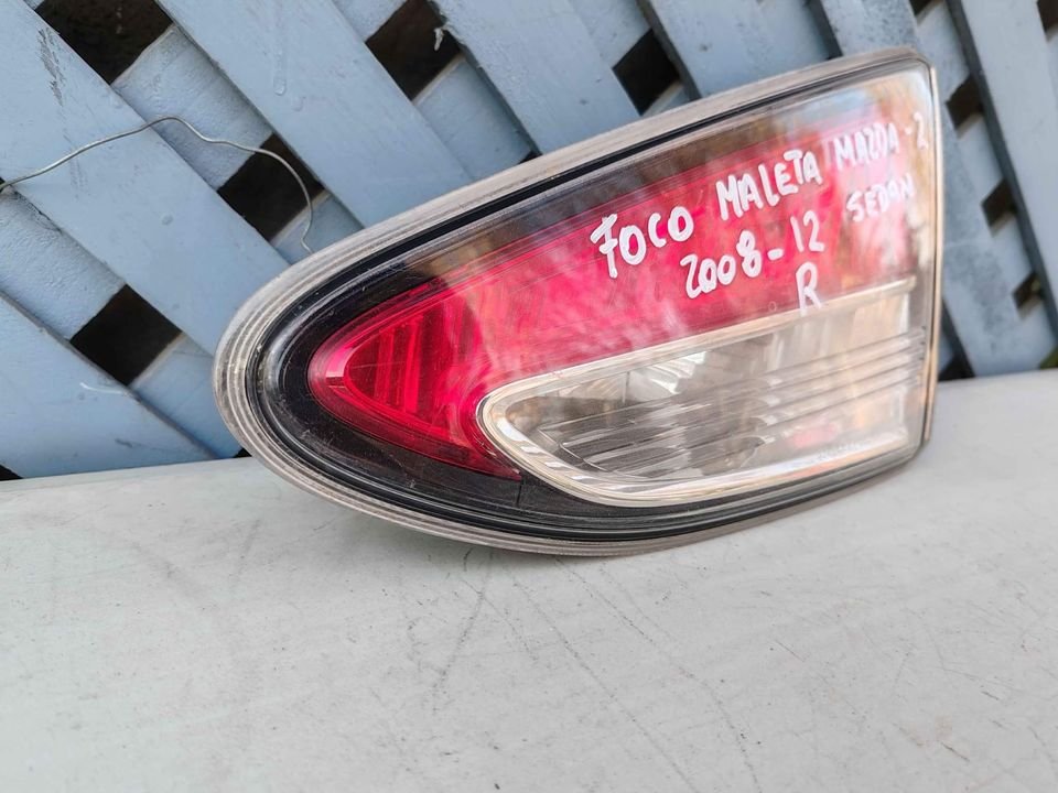 Foco trasero derecho de maleta mazda 2 2008 - 2012 - Imagen 2