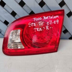 Foco trasero derecho de portalón Santa Fe 2006 - 2009