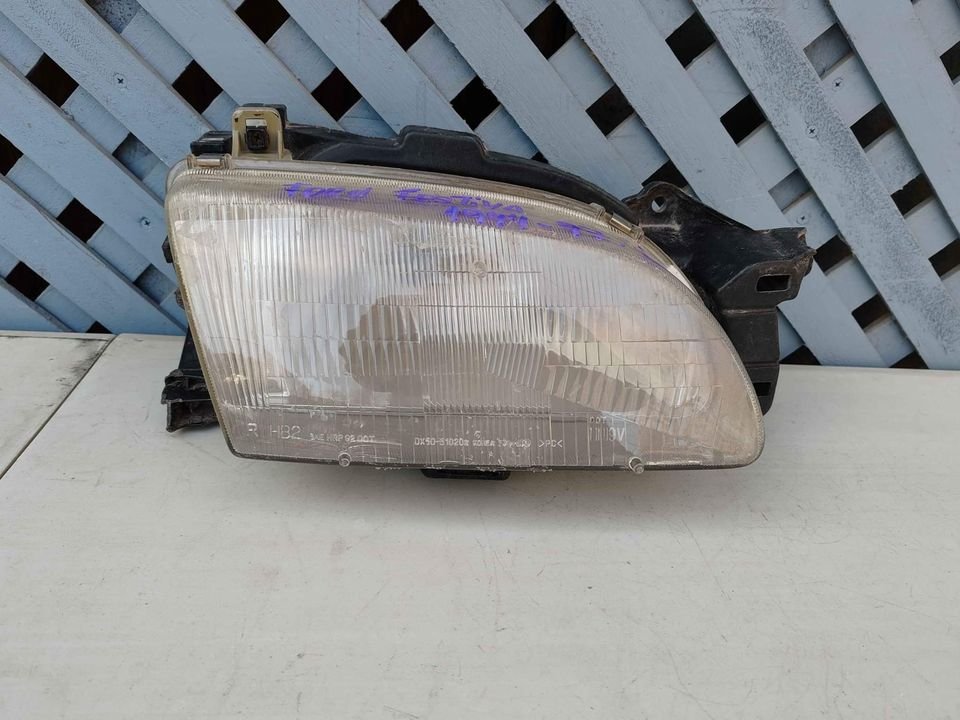 Óptico derecho Ford Festiva 1994 - 1997