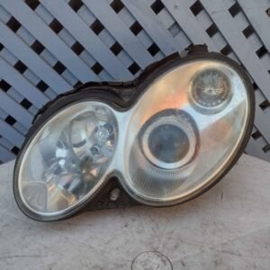 Óptico izquierdo Mercedes Benz c180 2005 - 2007