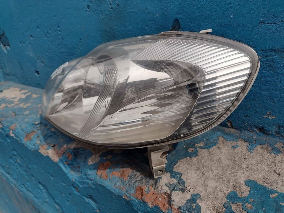 Optico izquierdo Toyota Corolla 2004 - 2008 - Imagen 4