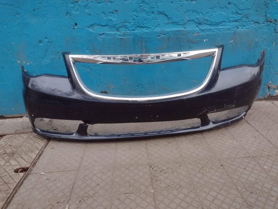Parachoque delantero Chrysler Caravan Town Country 2012 - 2016
