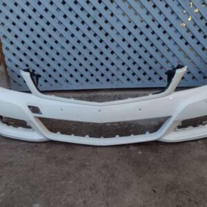Parachoque delantero Mercedes Benz c180 2011 - 2012