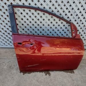 Puerta delantera derecha Mazda 2 2007 - 2014