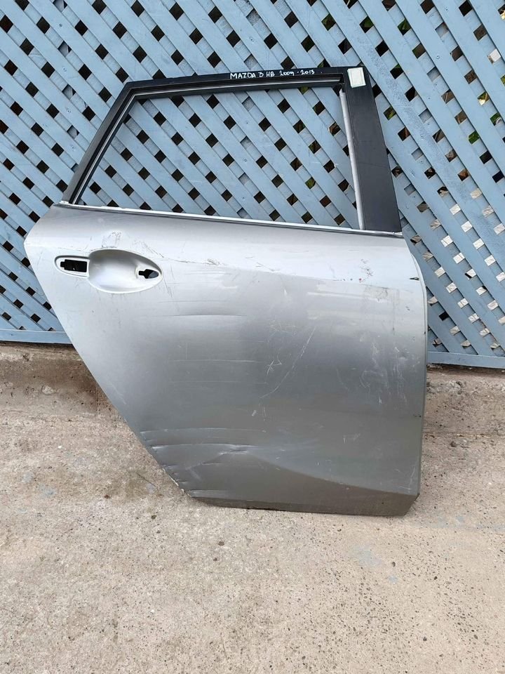 Puerta trasera derecha Mazda 3 HB 2009 - 2013