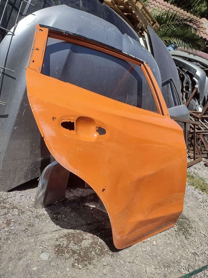 Puerta trasera derecha Subaru Impreza XV 2018 - 2022 - Imagen 2