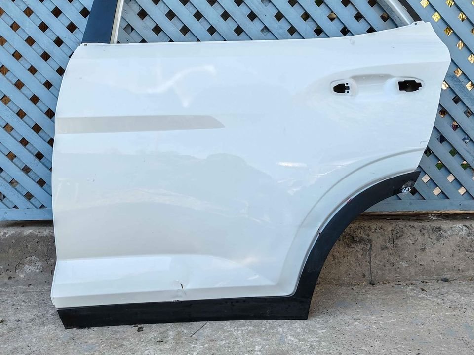Puerta trasera izquierda Hyundai Creta 2021 - 2024 - Imagen 2