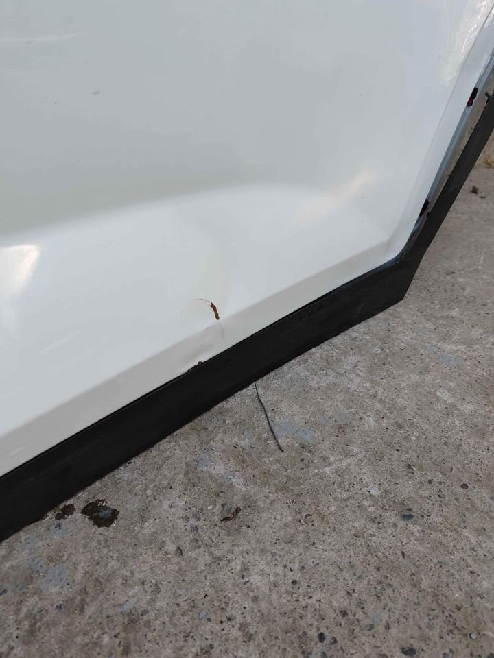 Puerta trasera izquierda Hyundai Creta 2021 - 2024 - Imagen 3