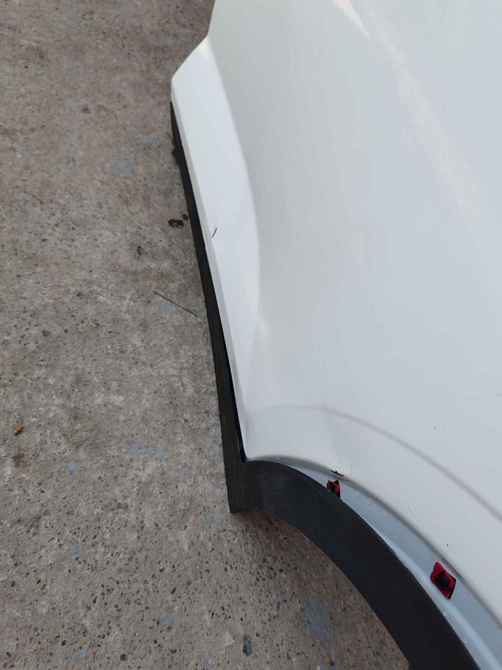 Puerta trasera izquierda Hyundai Creta 2021 - 2024 - Imagen 4