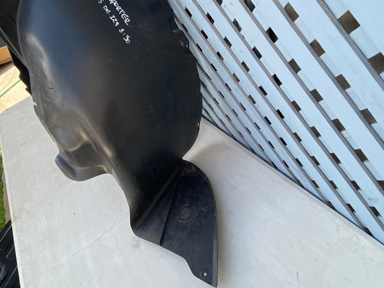 Guardafango delantero izquierdo Volkswagen Transporter 2009 - 2015 - Imagen 2