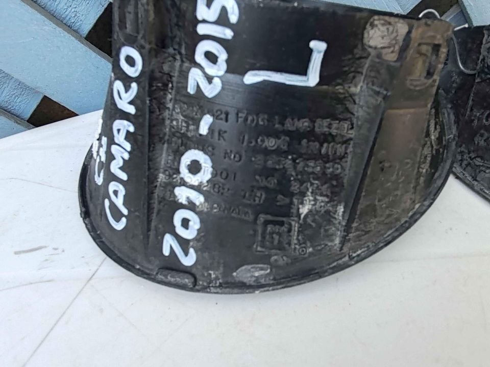 Bisel de neblineros Chevrolet Camaro 2010 - 2015 - Imagen 5