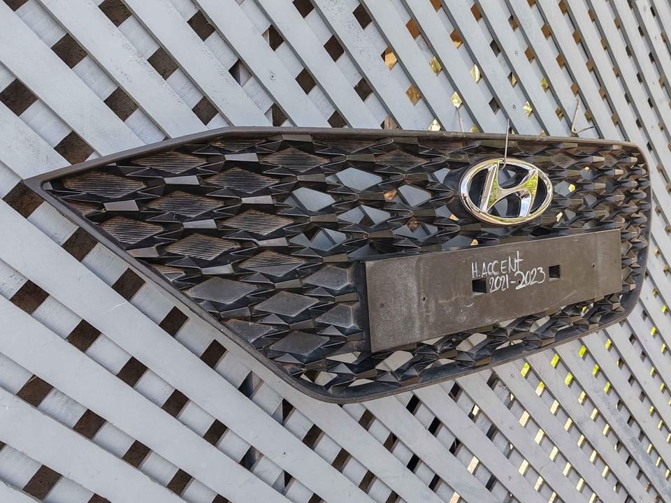 Máscara Hyundai Accent 2021 - 2023 - Imagen 2