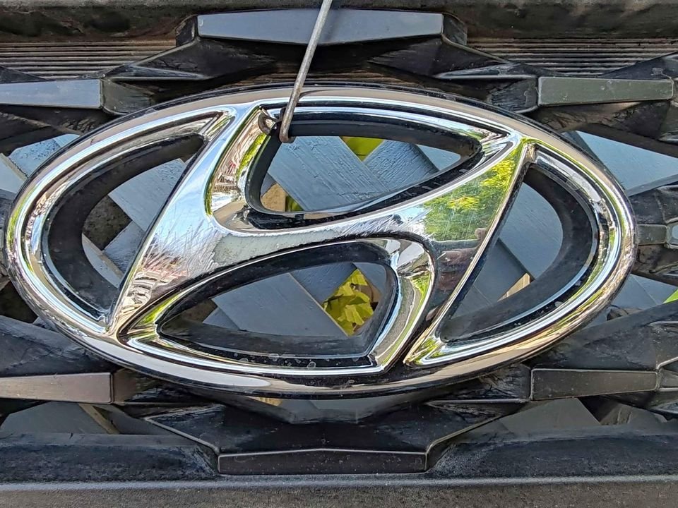 Máscara Hyundai Accent 2021 - 2023 - Imagen 4