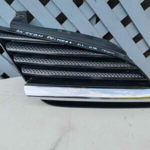 Máscara derecho Nissan Primera 2003 - 2008