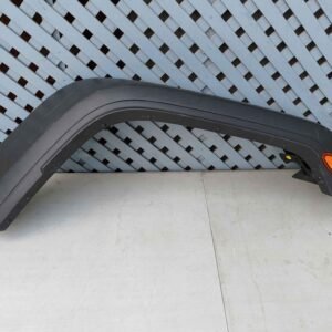 Moldura delantera derecha Jeep Wrangler Rubicon 2019 - 2024