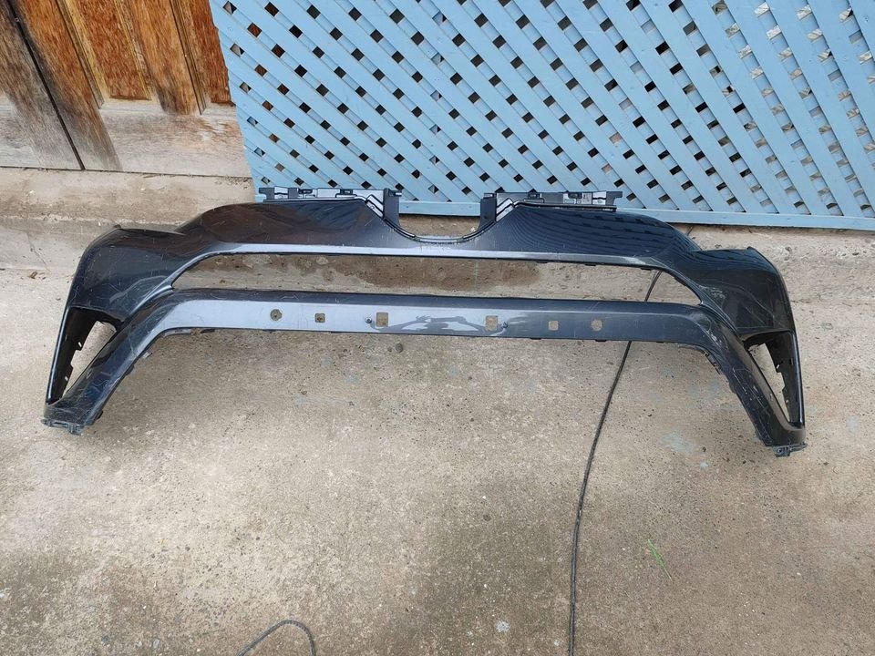 Parachoque delantero Toyota Rav4 2016 - 2018