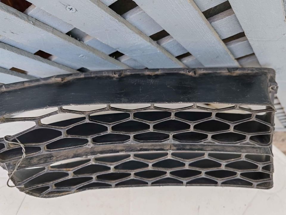 Rejilla izquierda de parachoque Hyundai H1 2005 - 2007 - Imagen 3