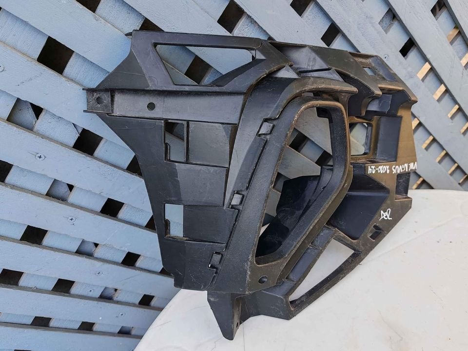 Tapa de neblinero derecho Volkswagen Nivus 2020 - 2024 - Imagen 2