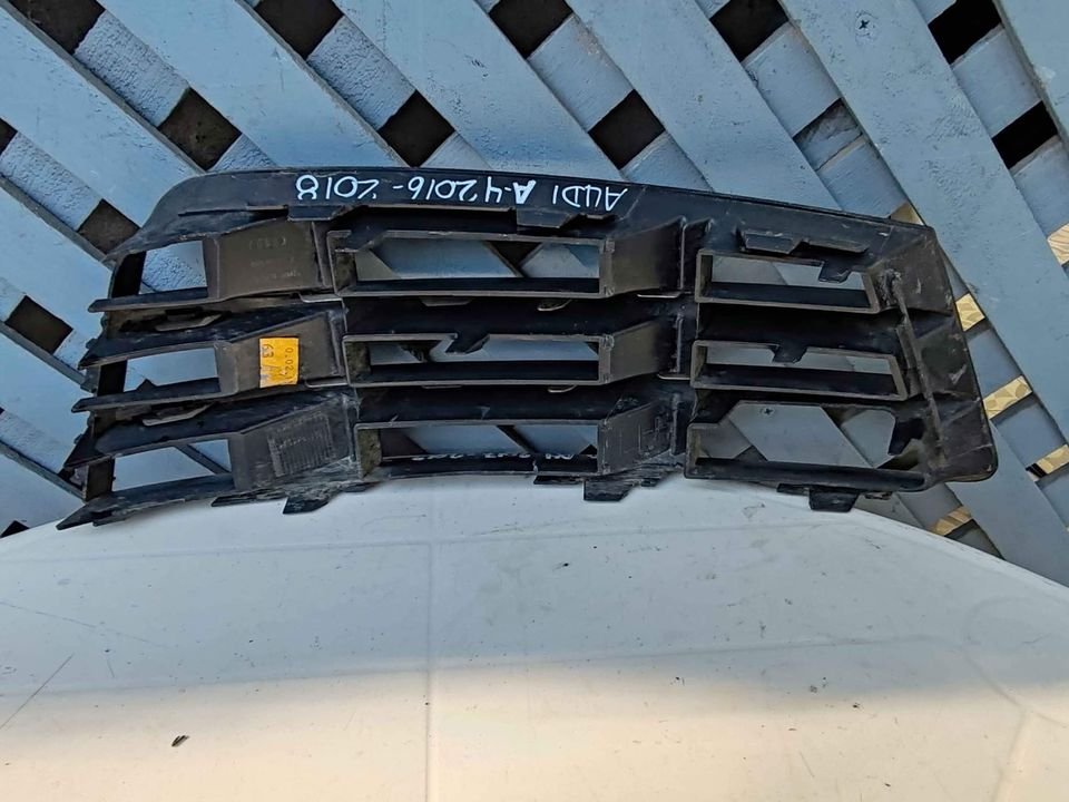 Tapa de neblinero izquierdo Audi A4 2017 - 2019 - Imagen 5