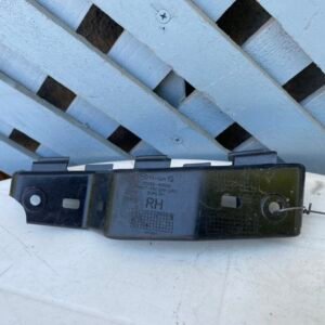 Mensula delantera derecha Hyundai H1 2007 - 2022