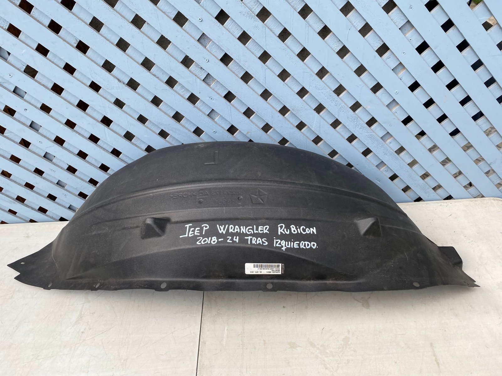 Guardafango trasero izquierdo Jeep Wrangler Rubicon 2018 - 2024