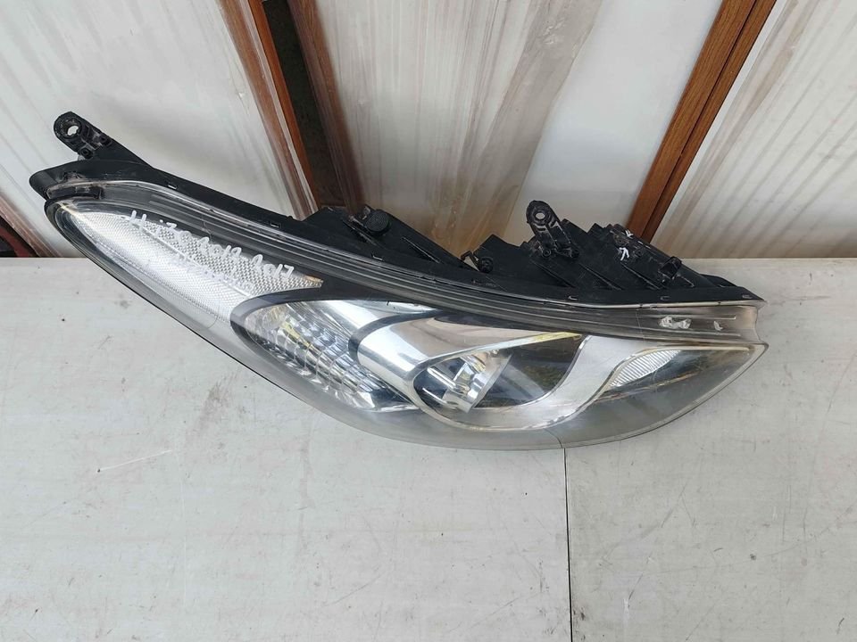 Optico derecho Hyundai i30 2013 - 2017 - Imagen 4