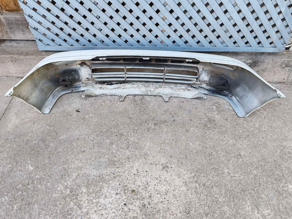 Parachoque delantero Daihatsu Charade g200 1993 - 1996 - Imagen 7