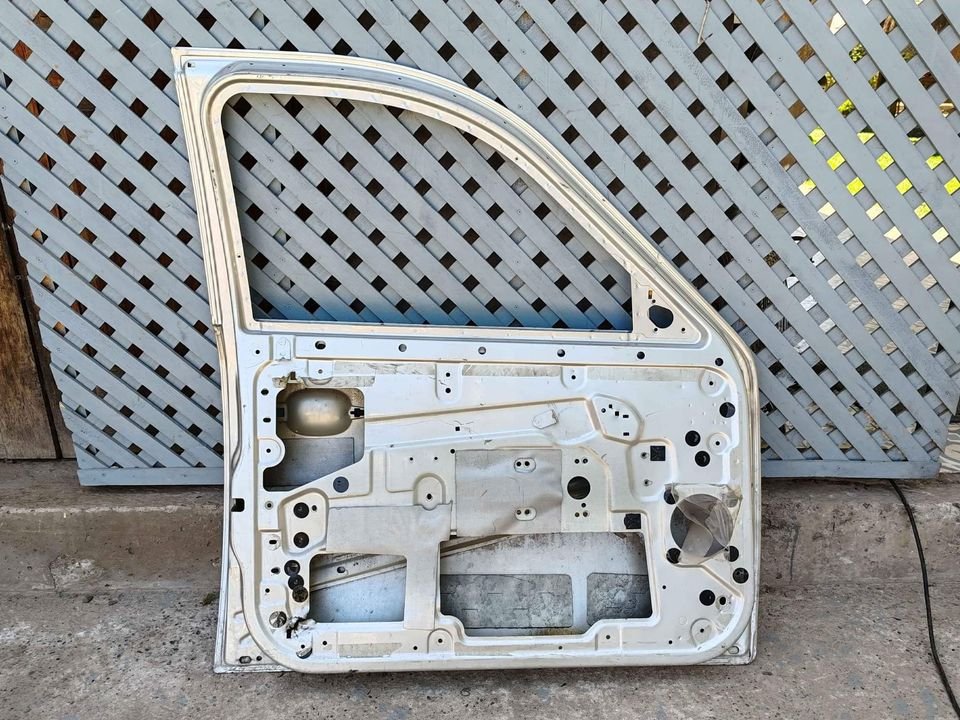 Puerta delantera izquierda TATA Xenon 2010 - 2018 - Imagen 8
