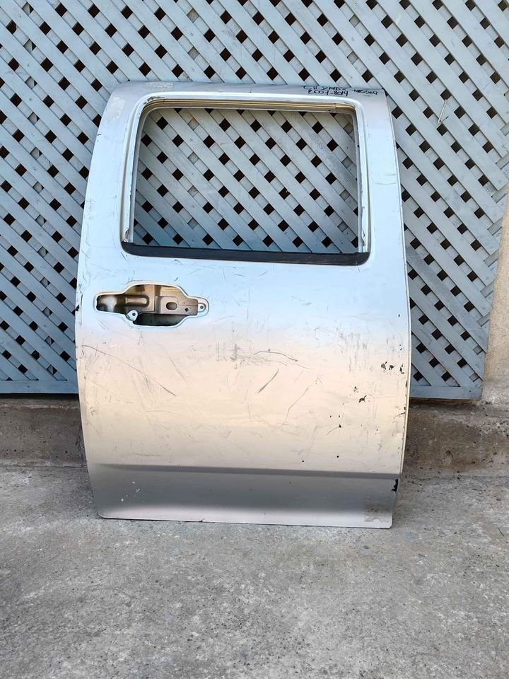 Puerta trasera derecha Chevrolet Dmax 2007 - 2014