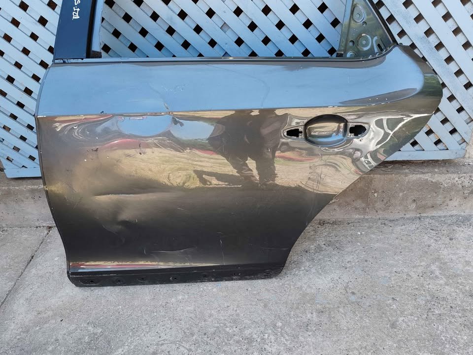 Puerta trasera izquierda Citroen ds5 2013 - 2017 - Imagen 2